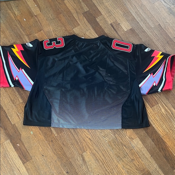 Adidas Adileneum- Black and Red Graphic Oversized Crop Jersey - s - Picture 4 of 4